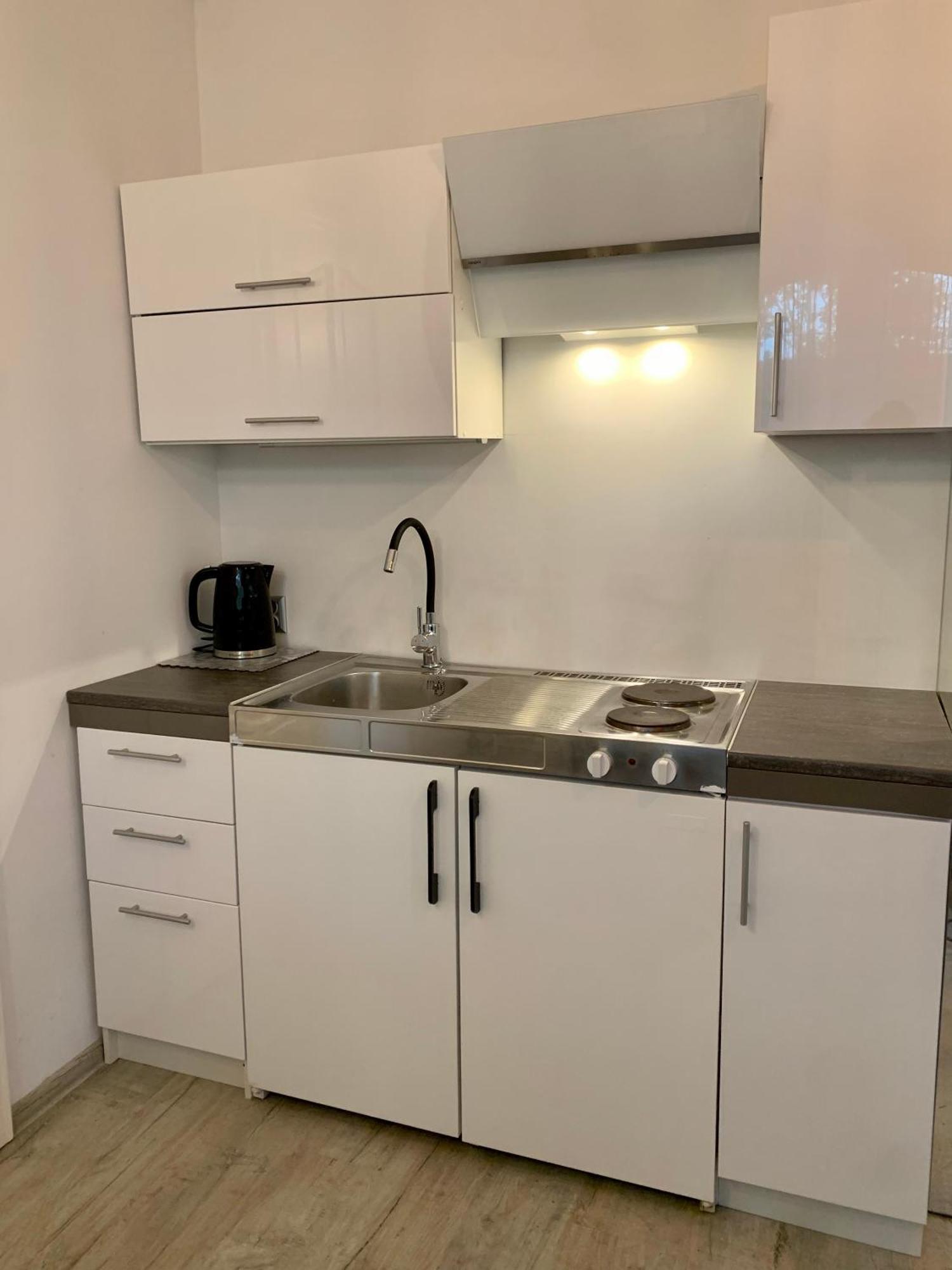 Uroczy Apartament Z Patio Stettino Esterno foto